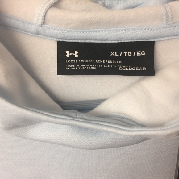 Under Armour size XL loose fit NWT - Picture 2 of 3